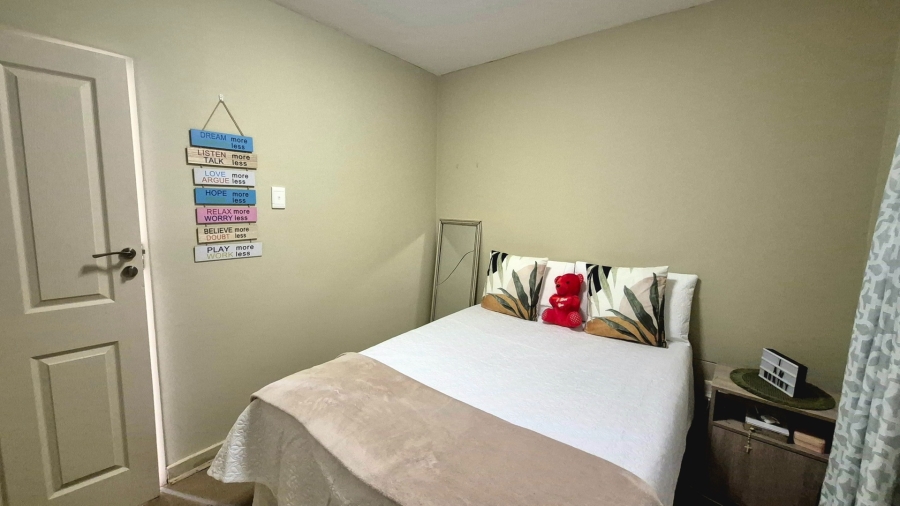 1 Bedroom Property for Sale in Die Bult North West